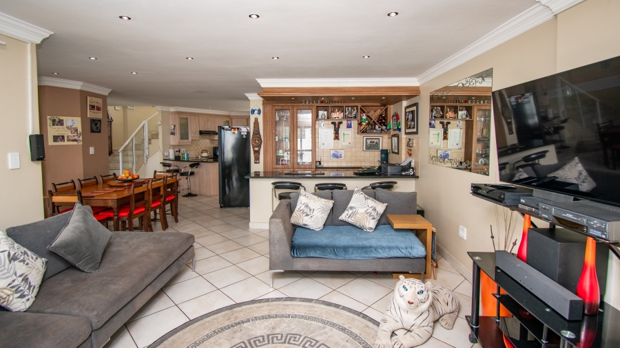 3 Bedroom Property for Sale in Jeffreys Bay Central Eastern Cape